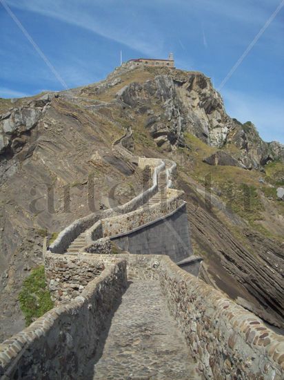 237 escalones de Gaztelugatxe Viajes Color (Digital)