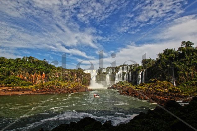 Cataratas del Iguazú Naturaleza Color (Digital)