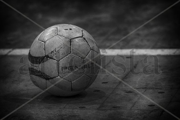 Fustsal Deportiva Blanco y Negro (Digital)