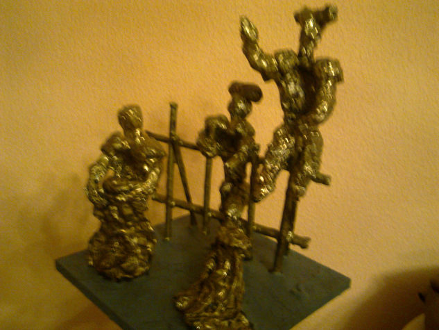 TERNA PARA UNA CAPEA Metal Figurative