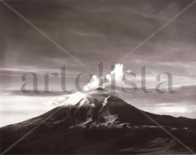 Popocatépetl Travel Black and White (Manual)