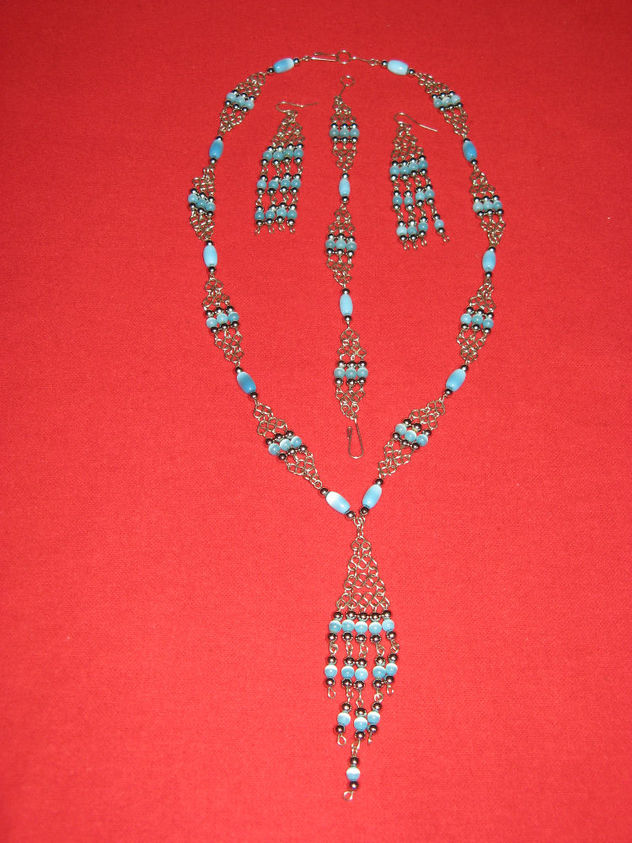 Collar,aretes y pulsera de ojos de gato
