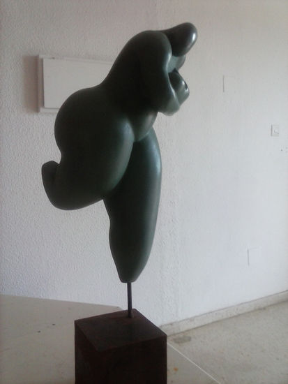 Maternidad Terracotta Figurative