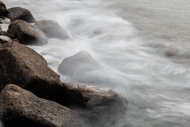 Rocas sedosas. Naturaleza Color (Digital)