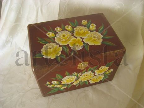 Baúl con rosas