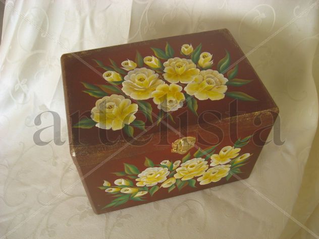 Baúl con rosas