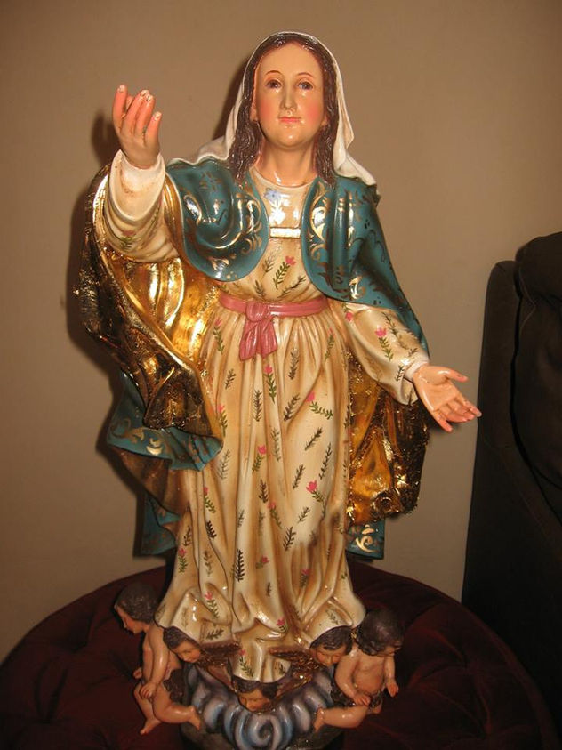 escultura virgen inmaculada pan de oro