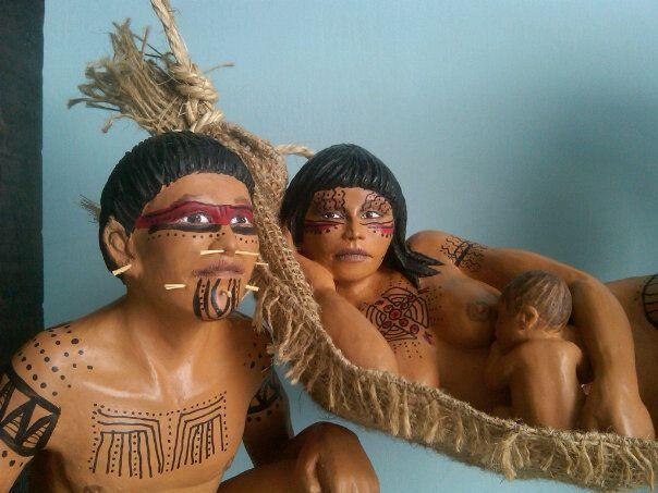 Familia Yanomami Mixed Figurative