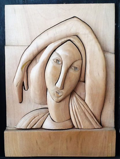 CLAUDIA EN REPOSO Wood Figurative