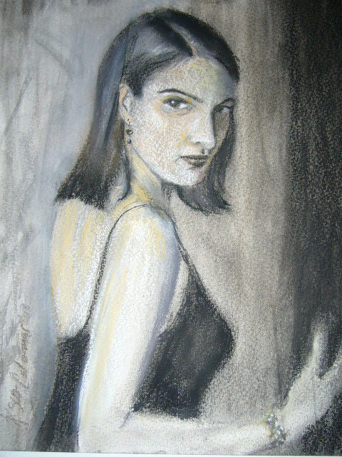 dona darrera cortina