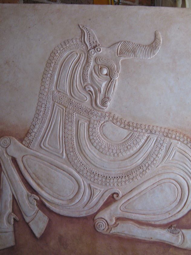 TAURO