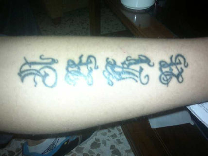 Letras gotica naka