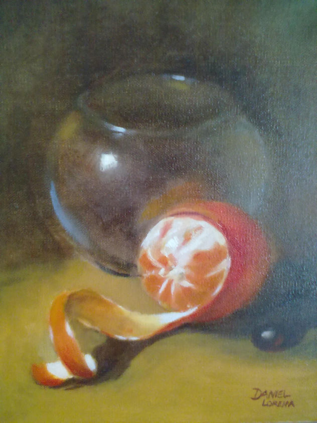 Transparent bowl and orange