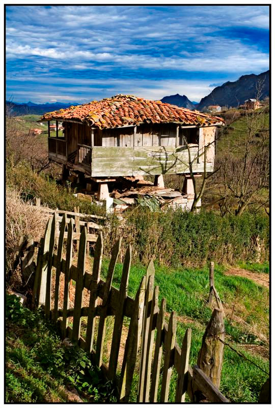 horreo asturiano