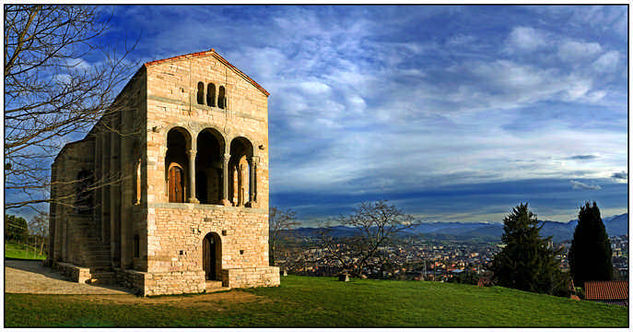 santa maria del naranco Arquitectura e interiorismo Color (Digital)