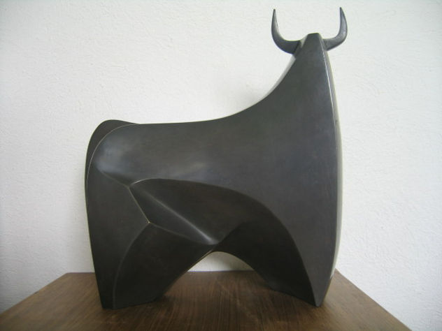toro hacia lo alto