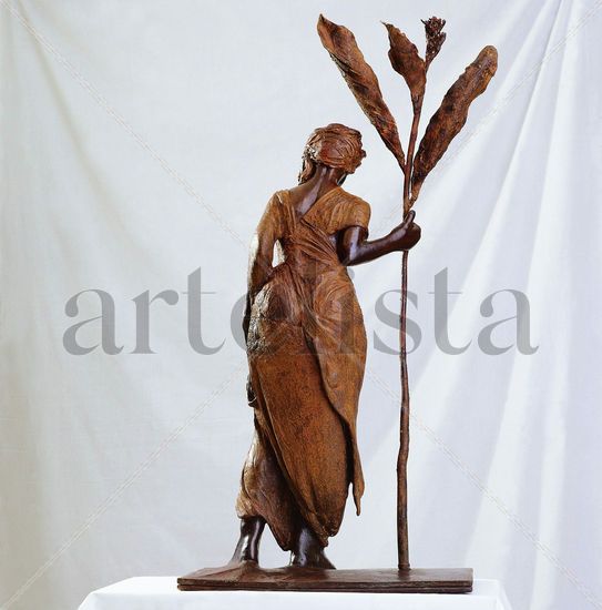 Mujer con Turbante Bronce Figurativa