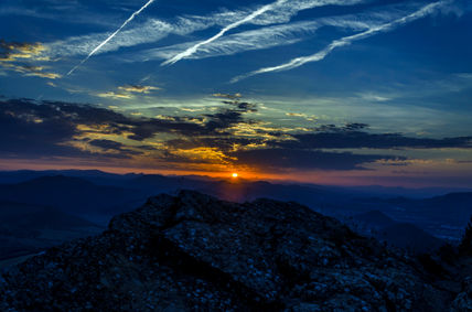 At sunrise/  Al...