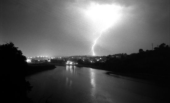 Rayos Naturaleza Blanco y Negro (Química)