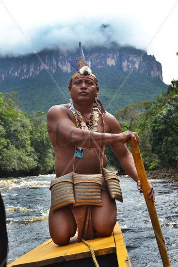 Cacique en Canaima Photojournalism and Documentary Color (Digital)