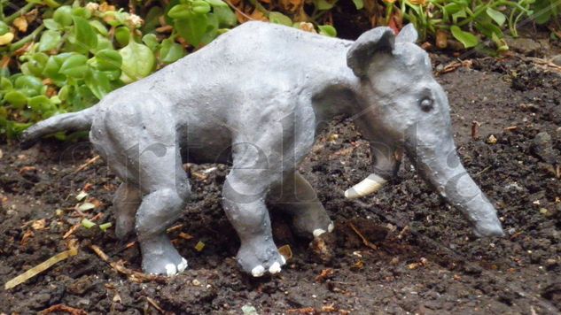 DEINOTHERIUM Mixed Figurative