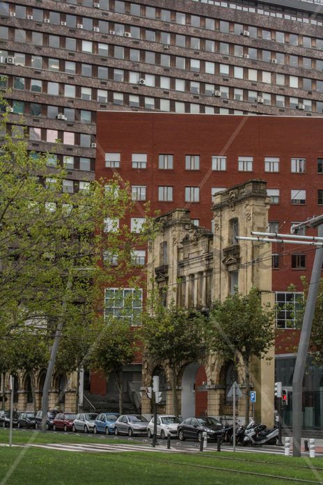 El horizonte esquiva