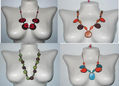 Collares en semillas