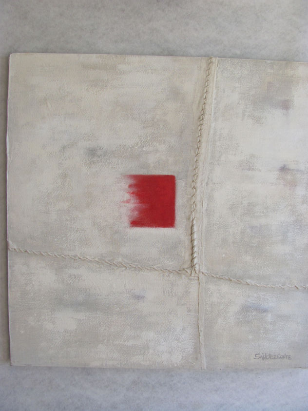 Rojo sobre blanco