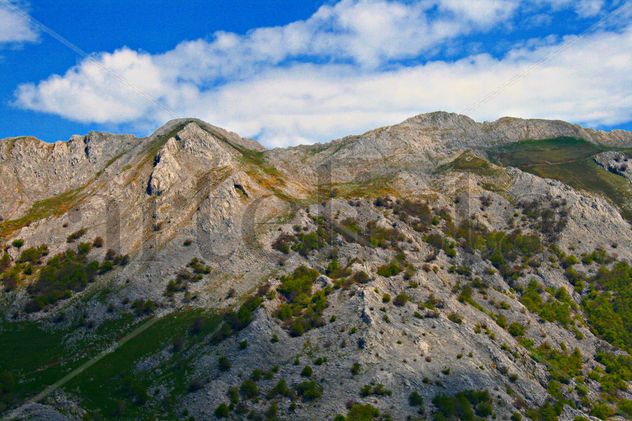 Cimas de Aitxuri y Aketegi