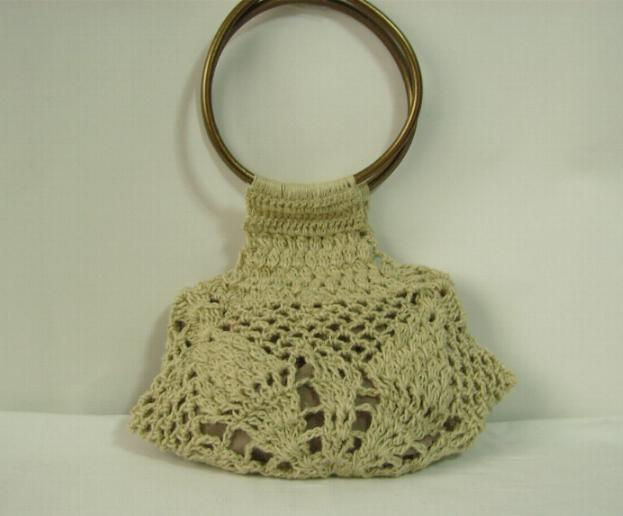 Bolso tejido a crochet con asas color Oro