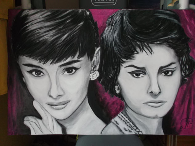 Divas Others Canvas Portrait