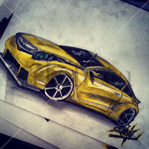 el carro amarillo