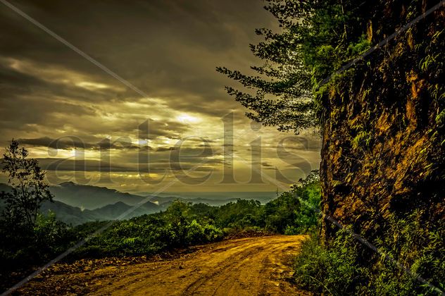 Bajo Mixe HDR