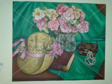 Femeninity in green