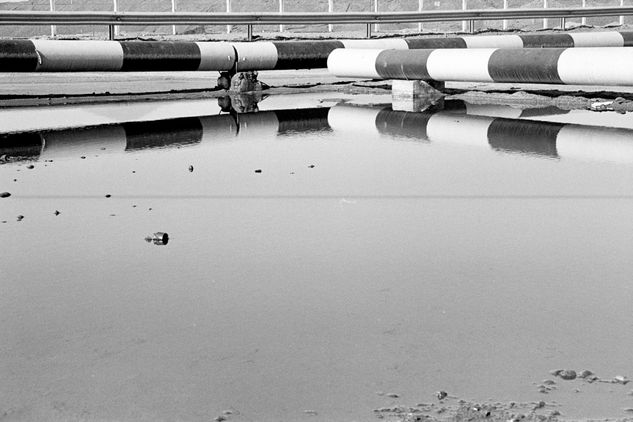 Charco de Tubo Other Themes Black and White (Manual)