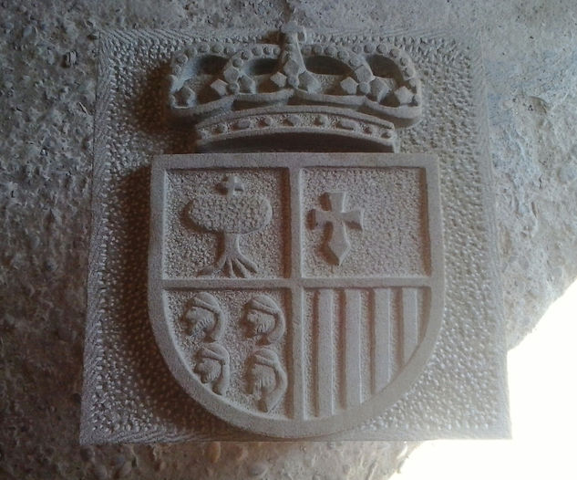 ESCUDO ARAGÓN Stone Figurative