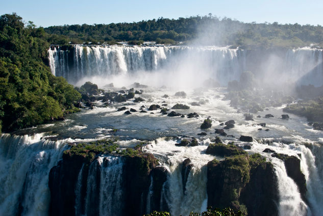 Cataratas del Iguazu Naturaleza Color (Digital)