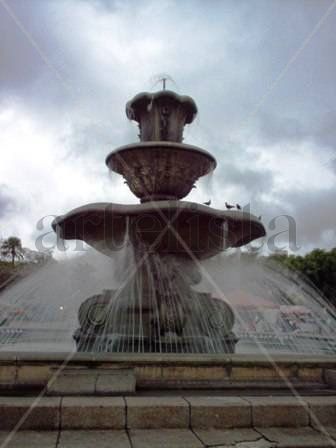 Fuente en Atardecer
