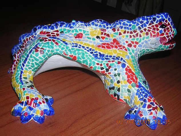 dragon guell Pottery Figurative