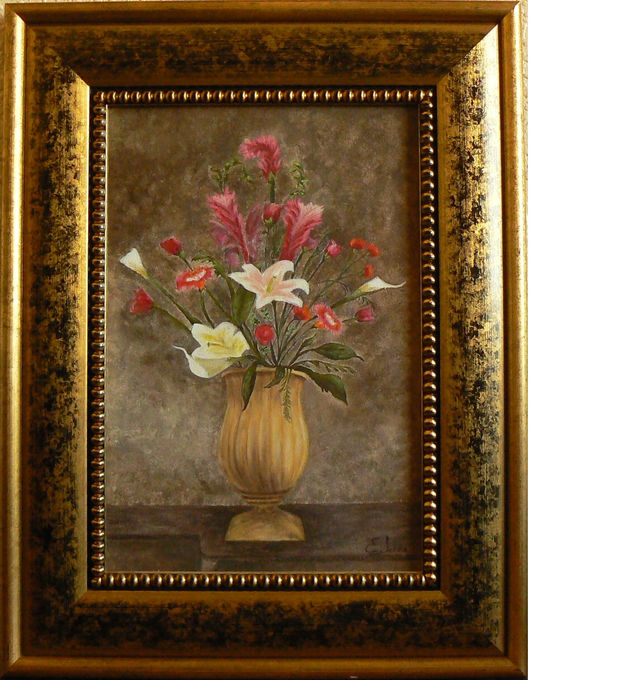 Jarrón dorado con flores (gold vase with flowers)