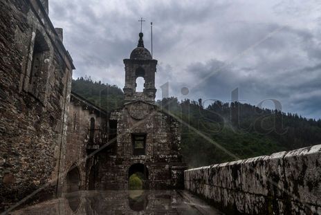 Monasterio de Caaveiro