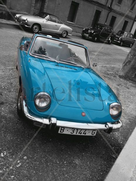 Cyan Sportscar