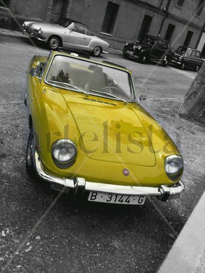 Yellow sportscar Glamour Técnicas alternativas