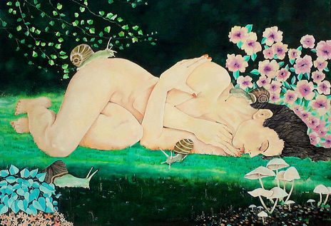 Mujer sobre la hierba