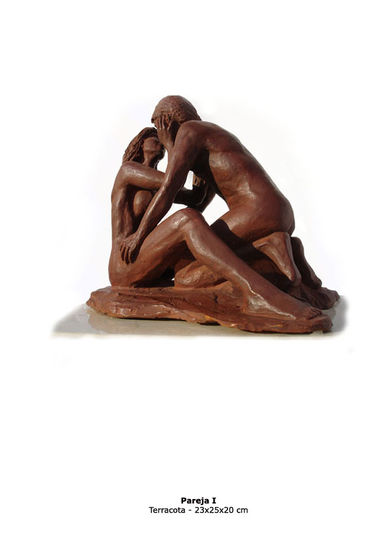 Momento Terracotta Figurative