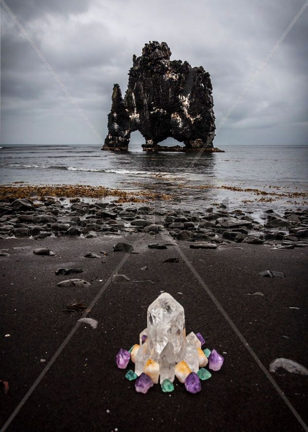 Iceland Hvitserkur Crystal