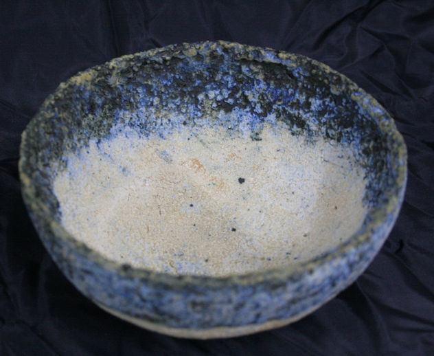 cuenco borde azul