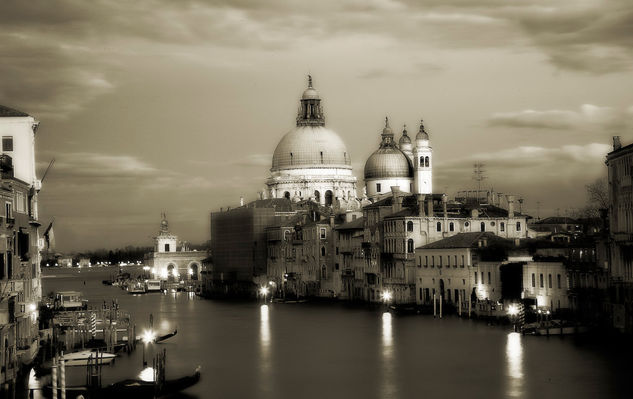 Venecia 3 Viajes Blanco y Negro (Digital)