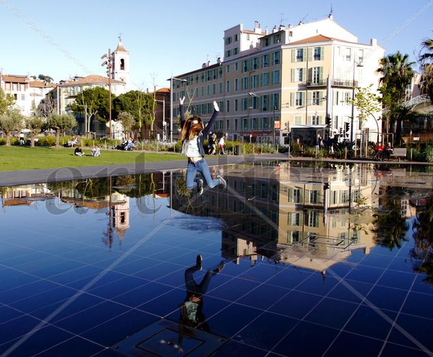 Le miroir d'eau - Nice Travel Color (Digital)