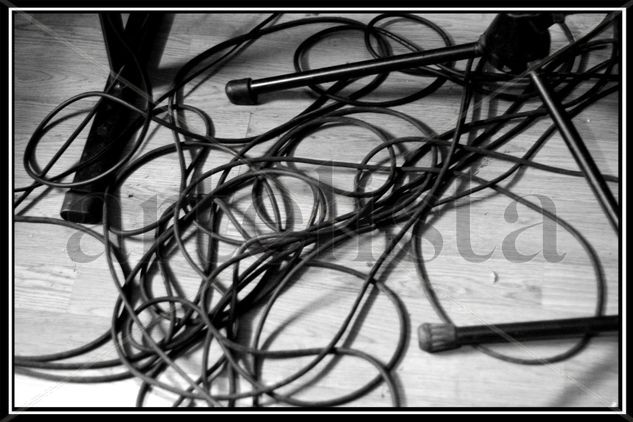 INSTRUMENTART 7 Conceptual/Abstracto Blanco y Negro (Digital)